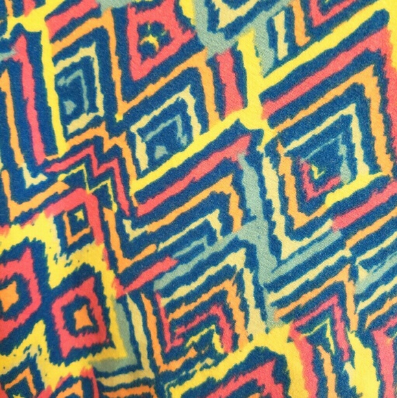 Fun Lularoe TC Leggings - Picture 2 of 2