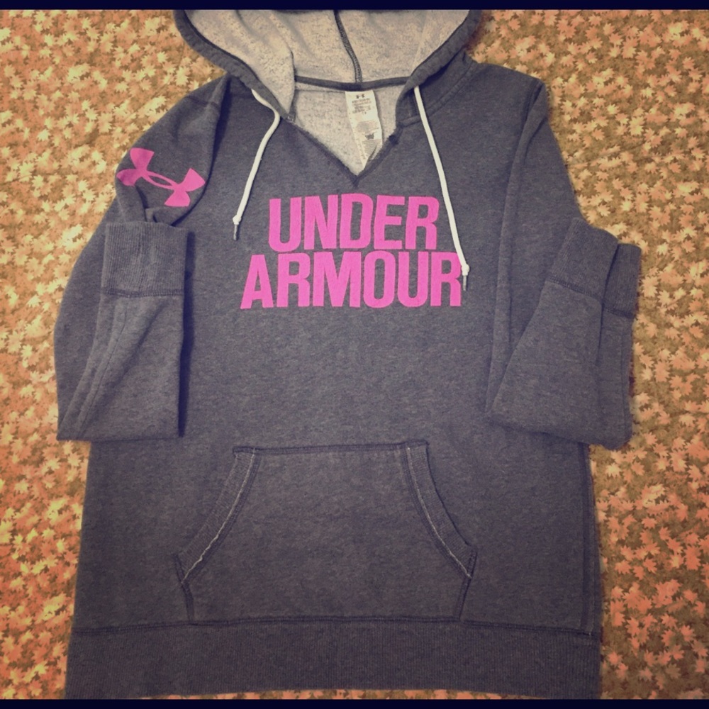 Under Armour Hoodie Size Medium