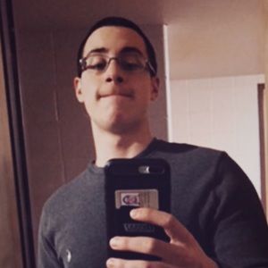 Meet your Posher, Elias