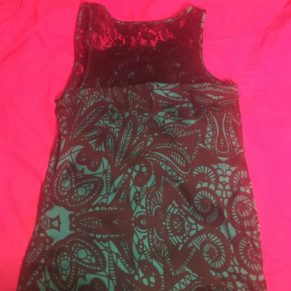 Express Top - Picture 3 of 3
