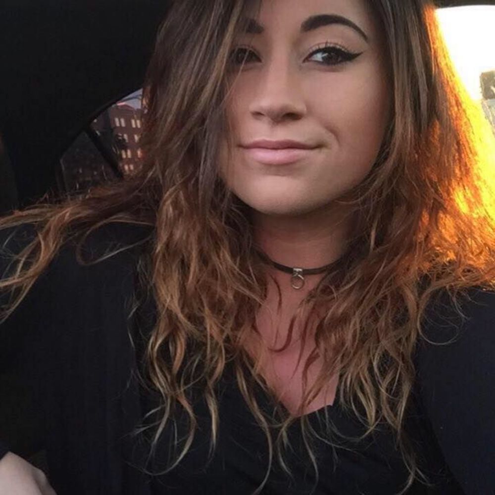 Meet your Posher, Dani