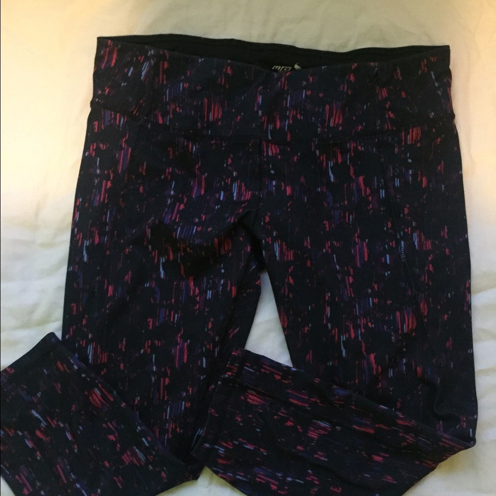 Athletic pants