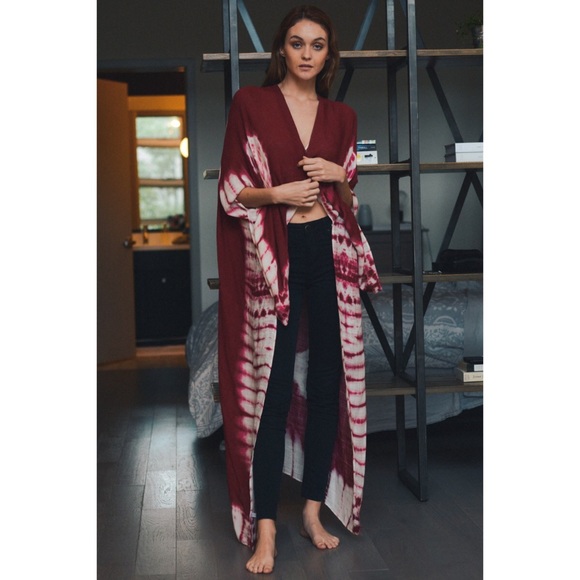 ✨HOST PICK ✨ Tie Dye Kimono Cardigan - Picture 3 of 4