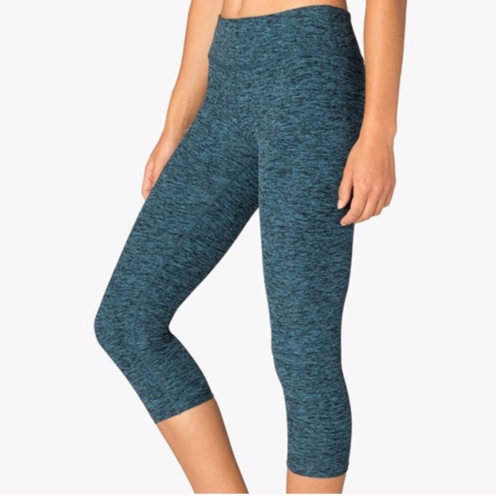 Beyond Yoga Crops - L