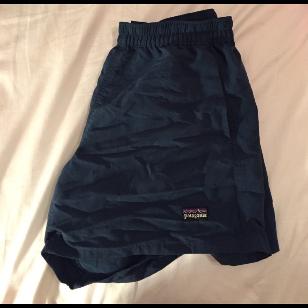 Navy blue patagonia baggies shorts