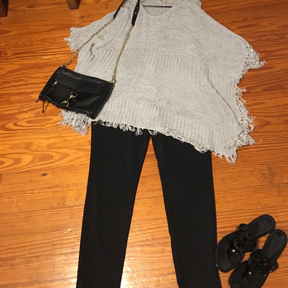 🐵Grey poncho/shirt