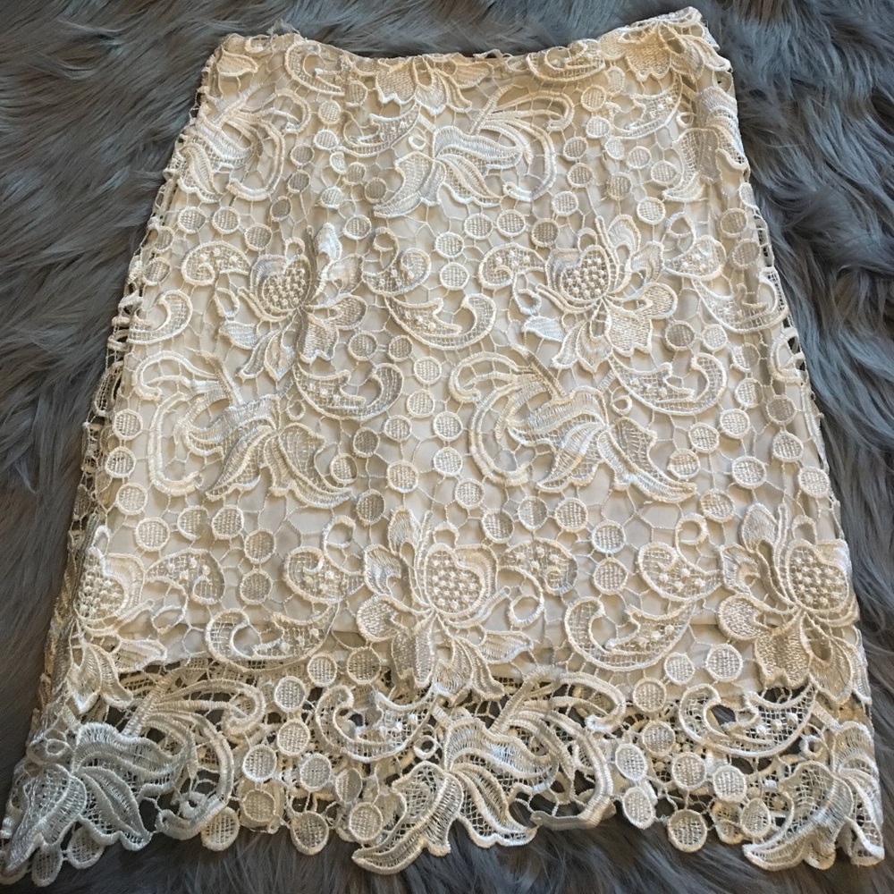 White lace skirt
