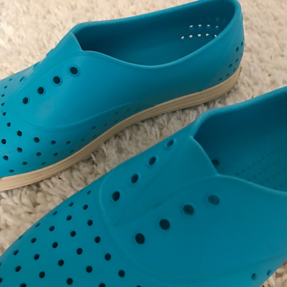 Native Shoes - never worn! - Picture 2 of 4