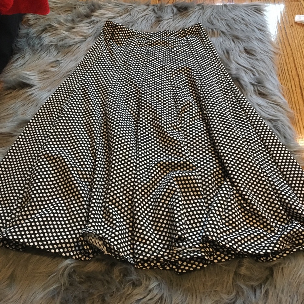 Retro style Polk a dot midi skirt