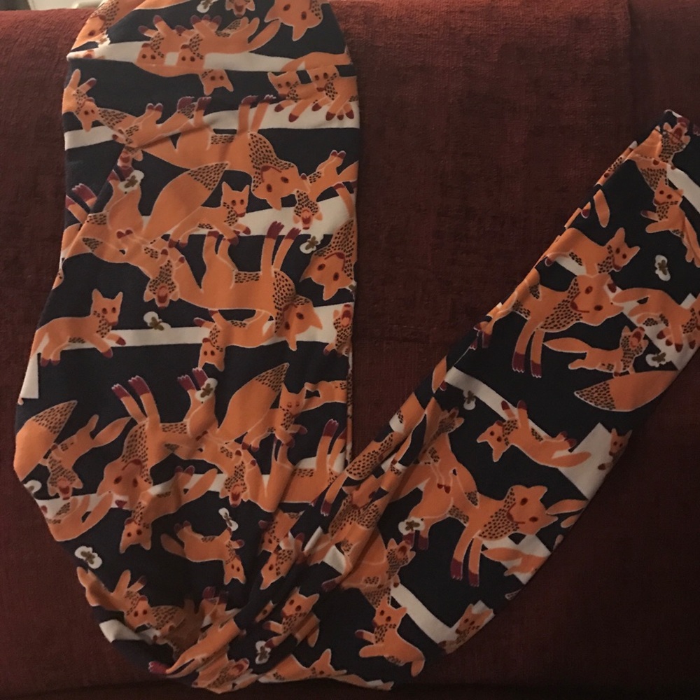Lularoe OS Fox Print Leggings