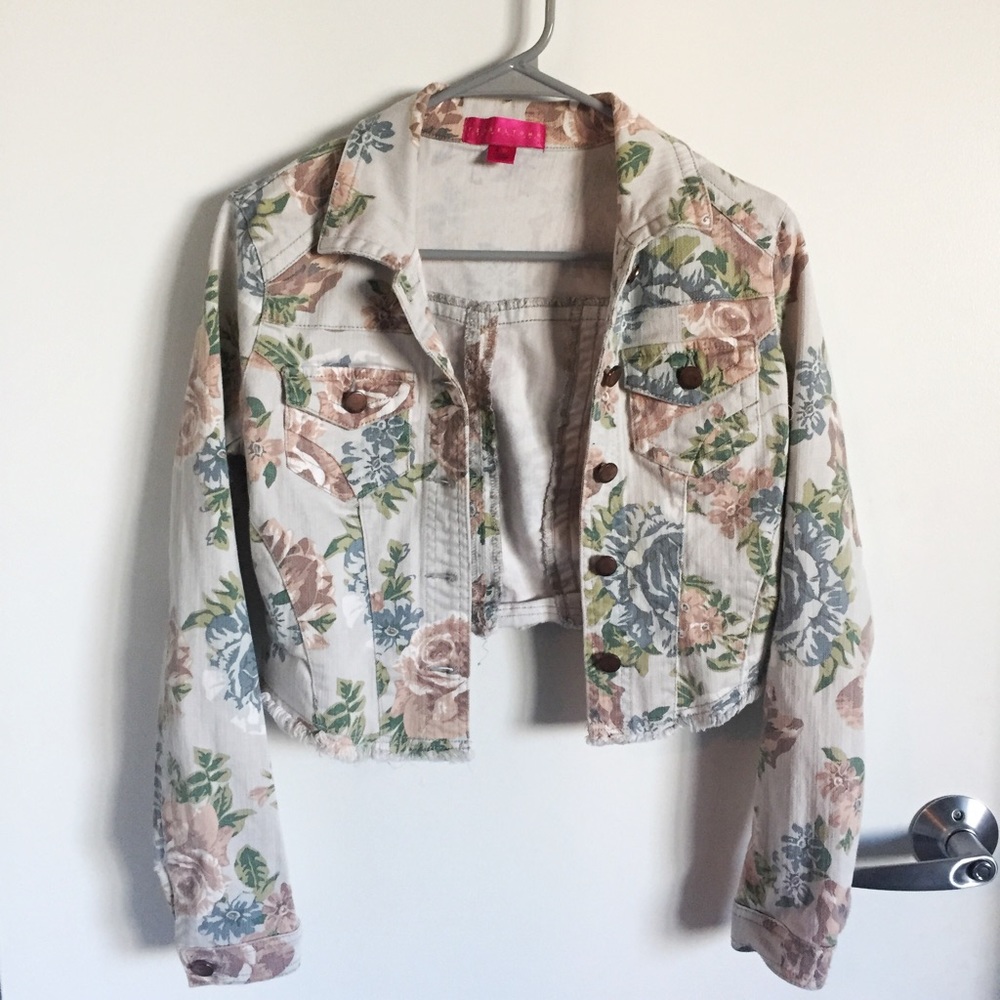 Floral Cropped Denim Jacket