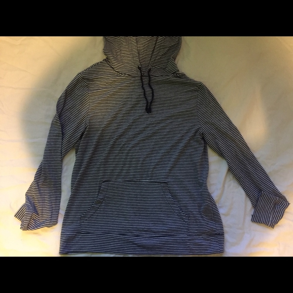 Hooded striped long sleeve