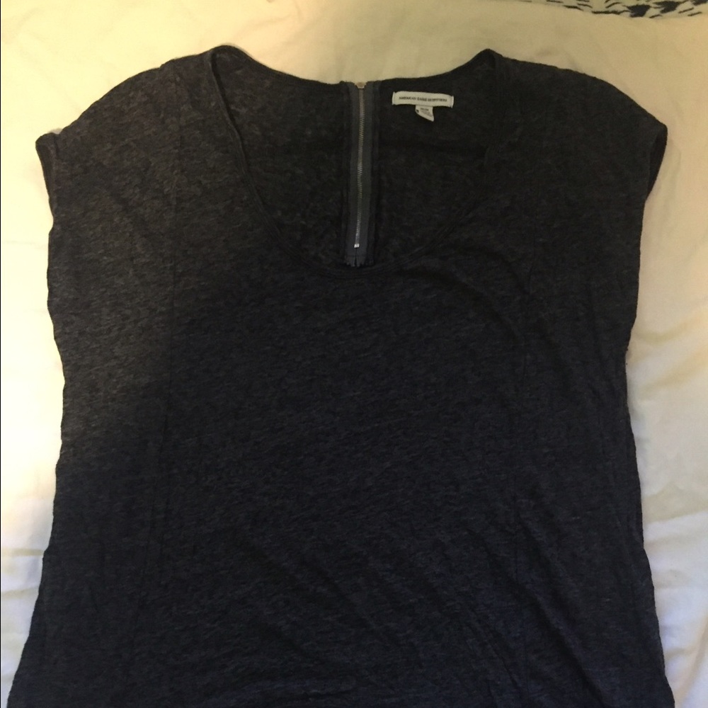 Gray/charcoal short sleeve shirt