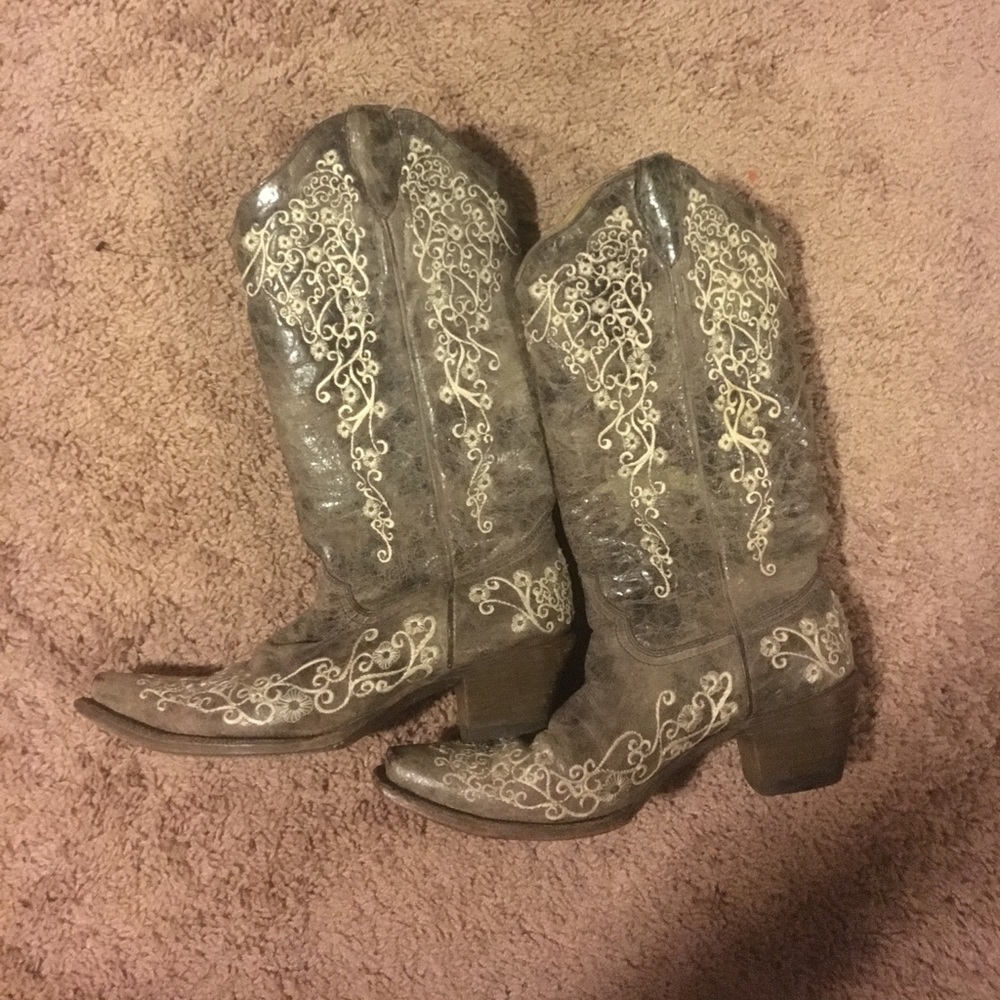 Authentic Corral vintage cowboy boots