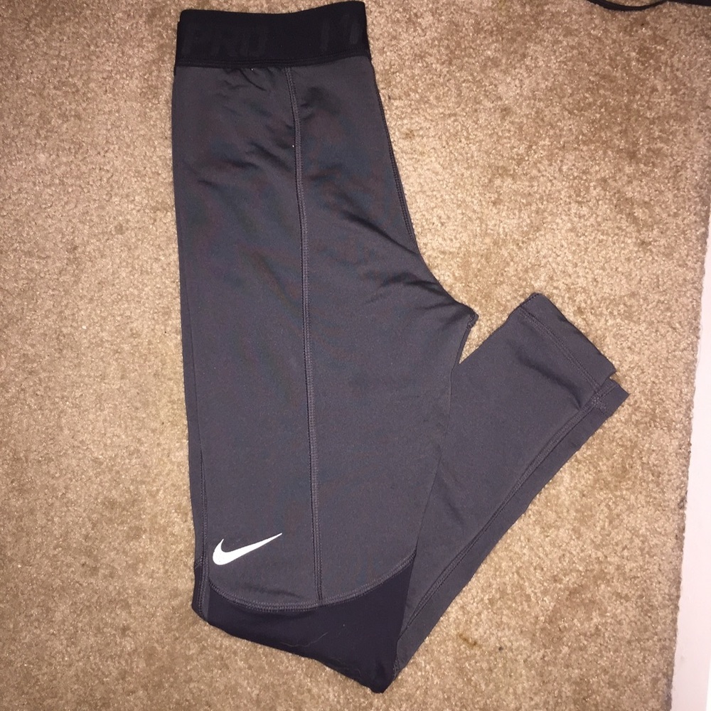 NIKE TIGHTS
