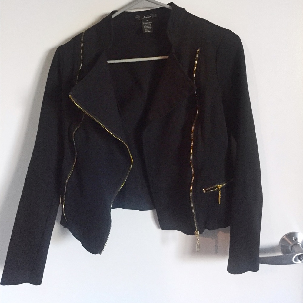 Black cropped jacket with gold zippers