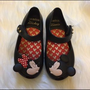MINI MELISSA TODDLER SIZE 8
