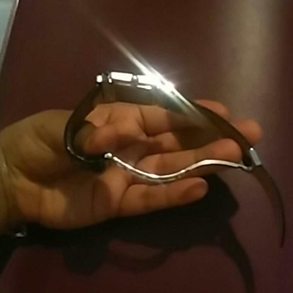 Watch - Picture 2 of 2
