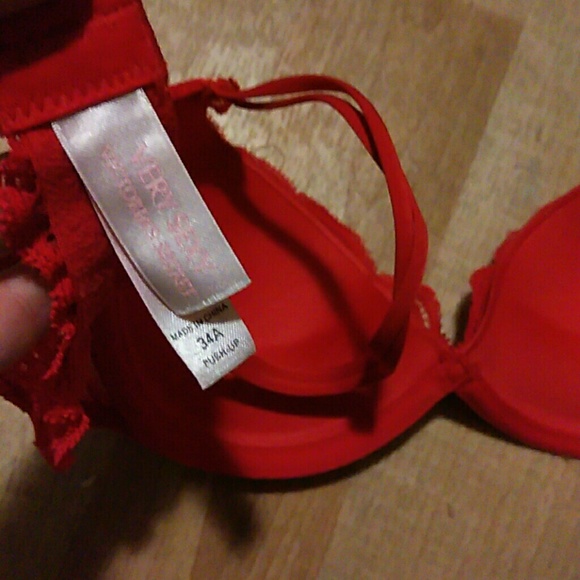 34A Very Sexy Red Push Up - Picture 3 of 3