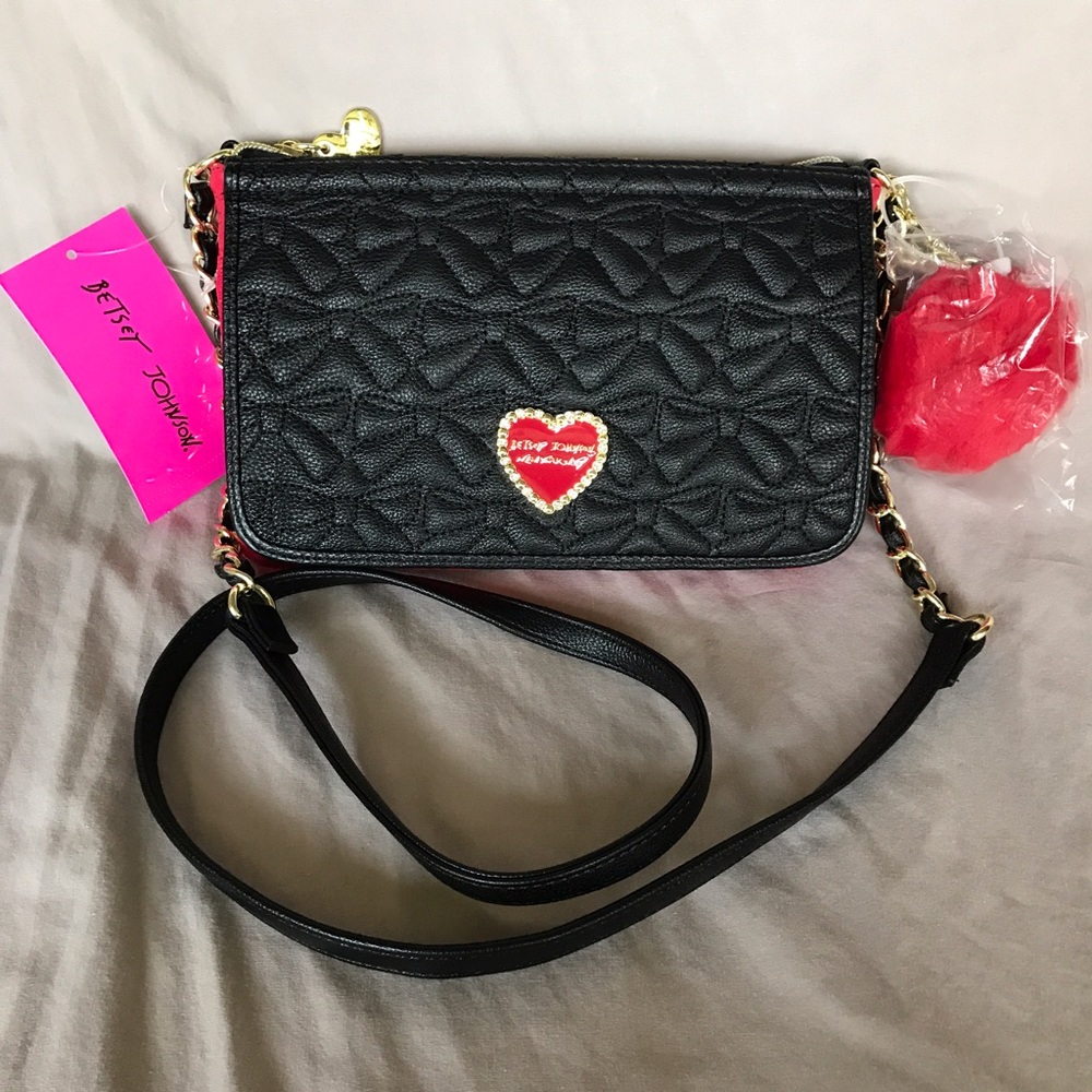 NWT Black & Red Bow Ribbon Quilted Crossbody Purse