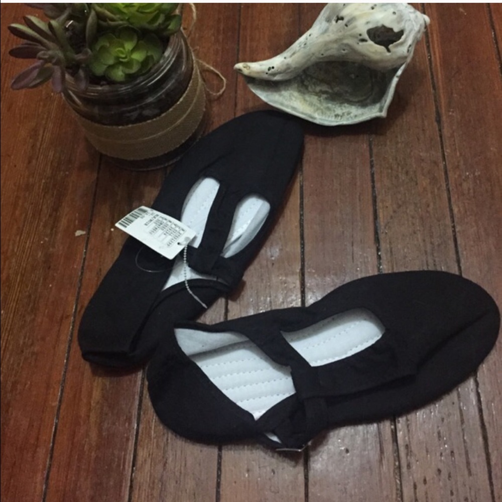 ⚡️⚡️reposh! ⚡️ Urban outfitters Mary janes⚡️⚡️