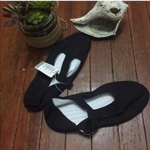 ⚡️⚡️reposh! ⚡️ Urban outfitters Mary janes⚡️⚡️