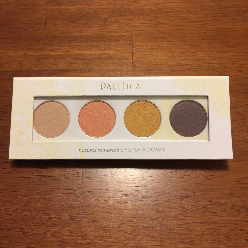 Pacifica enlighten eyeshadow palette