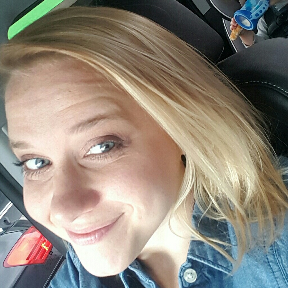 Meet your Posher, Ashley