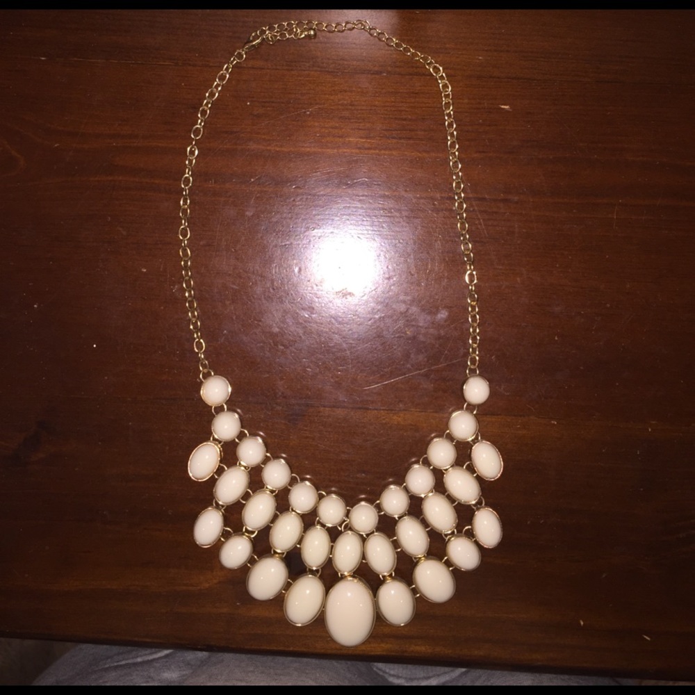 Perfect spring neckalce