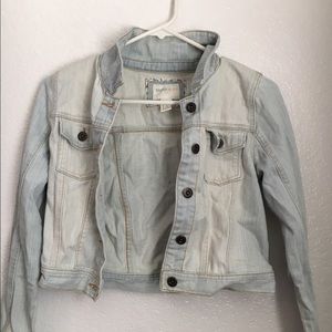 F21 girls denim jacket!