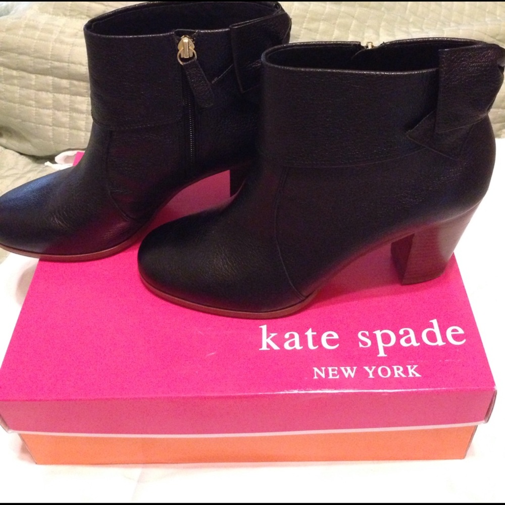 🍾🍾 Host Pick 🍾🍾 Kate Spade booties with bow