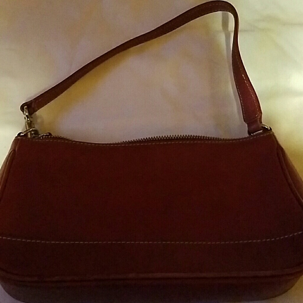Coach - Small red purse.