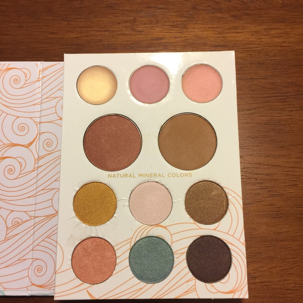 Pacifica Solar complete mineral palette