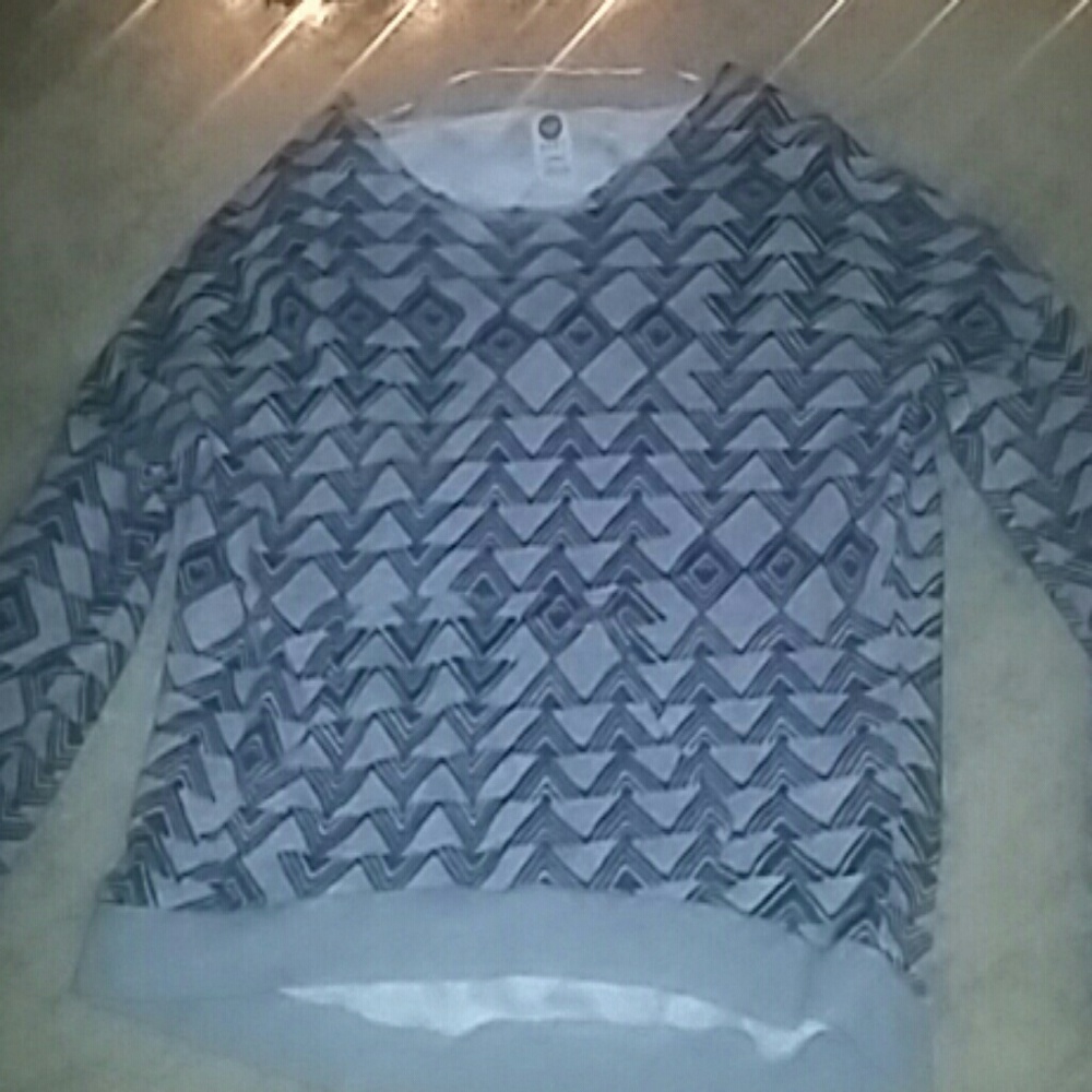 Long Sleeved Roxy top