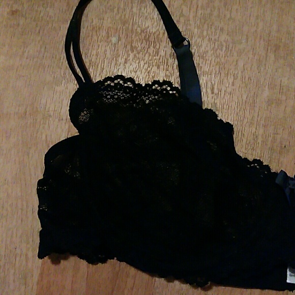 Lace Bra 36B - Picture 2 of 3