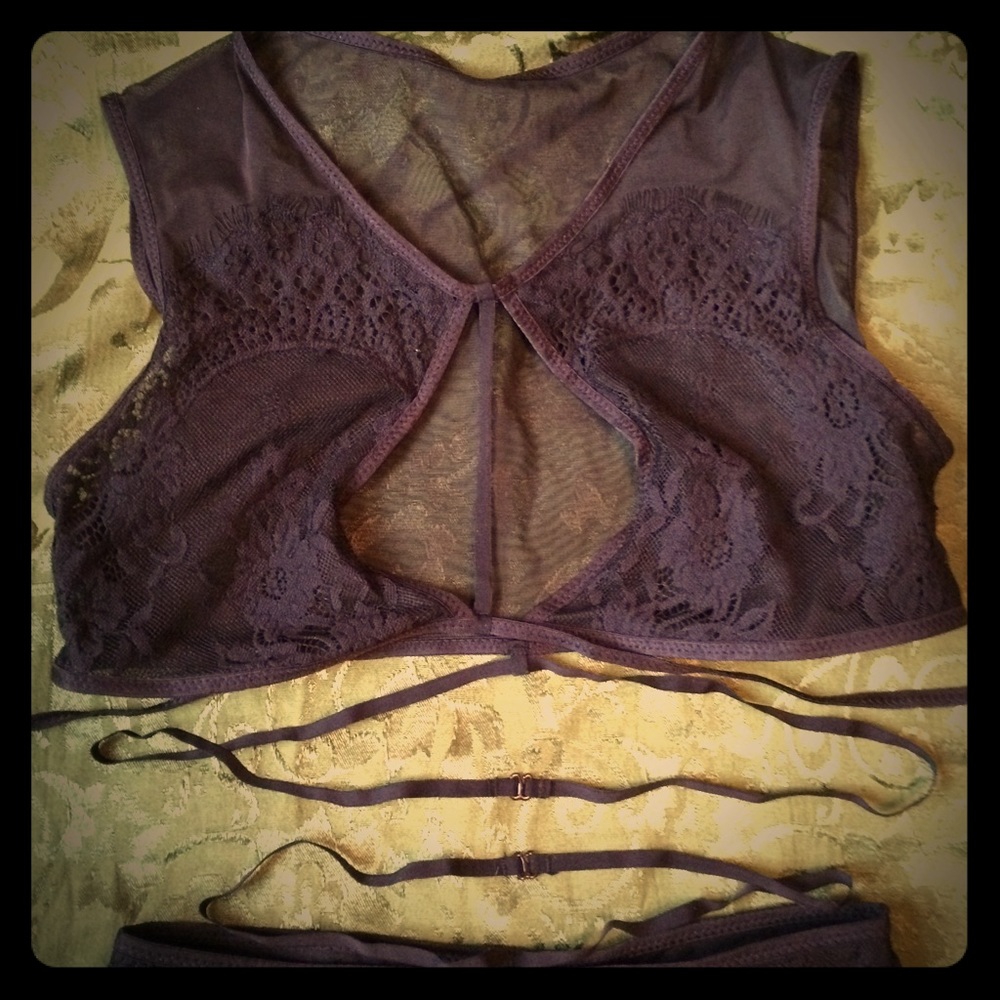 Gorgeous, modern set