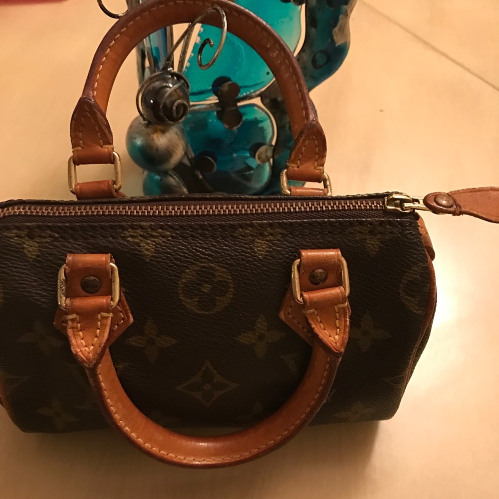 LV- mini speedy authentic