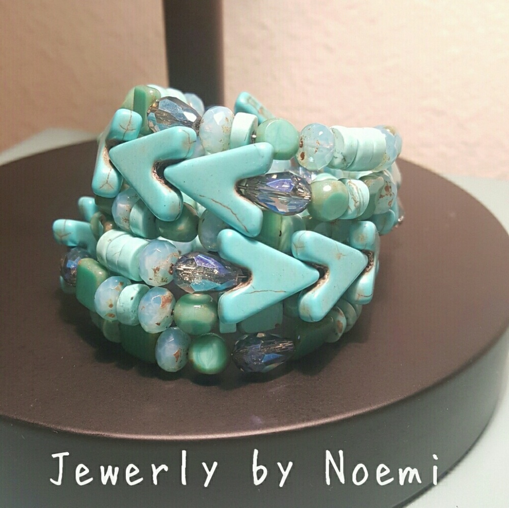 Jewerly - Picture 3 of 8