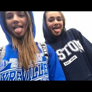 Meet your Posher, Alexandra