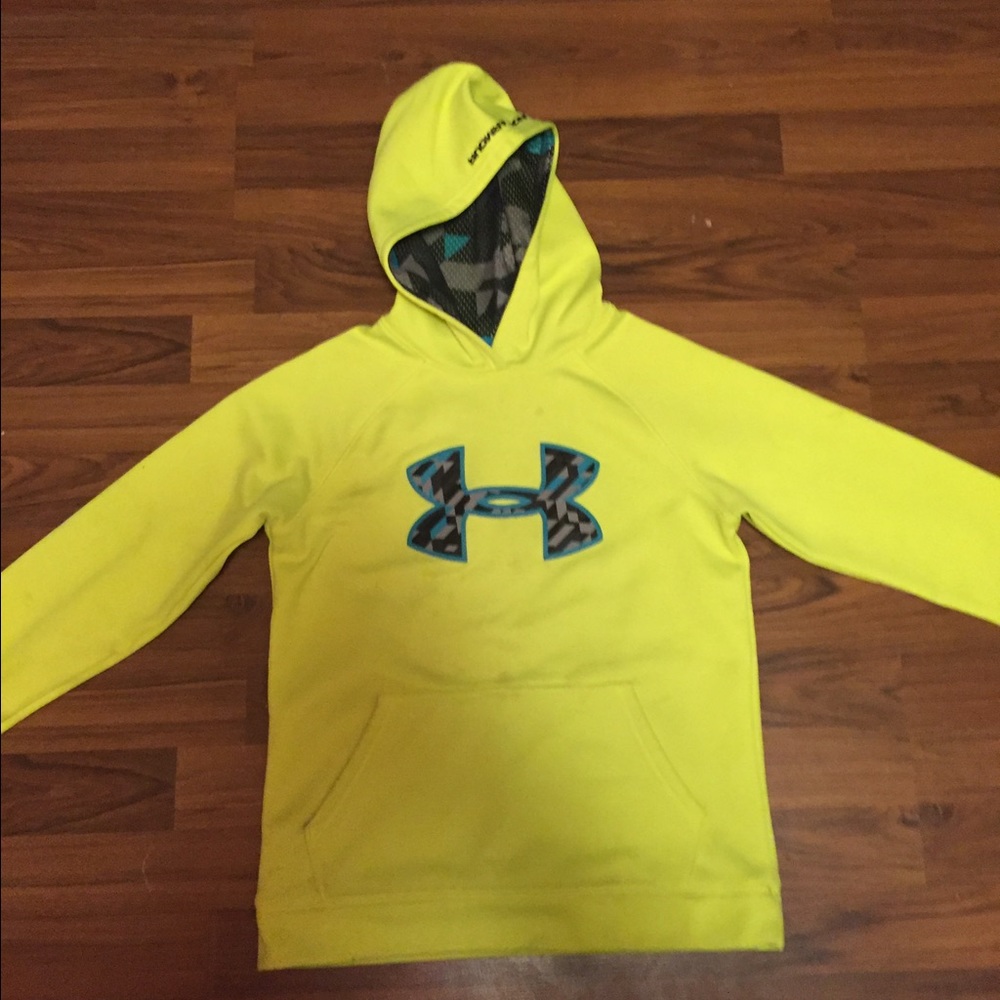 Youth medium under armor hoodie