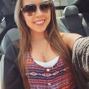 Meet your Posher, Erin