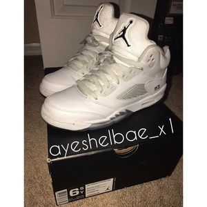 NEED GONE Nike Air Retro Jordan 5 White Metallic