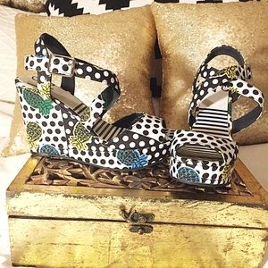 Polka Dot Pineapple Print Wedges