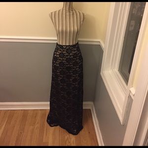 High waisted floor length lace skirt