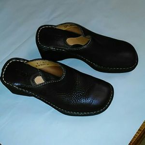 Born ladies shoes, mules