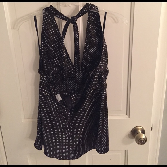 Black and white halter top - Picture 2 of 3