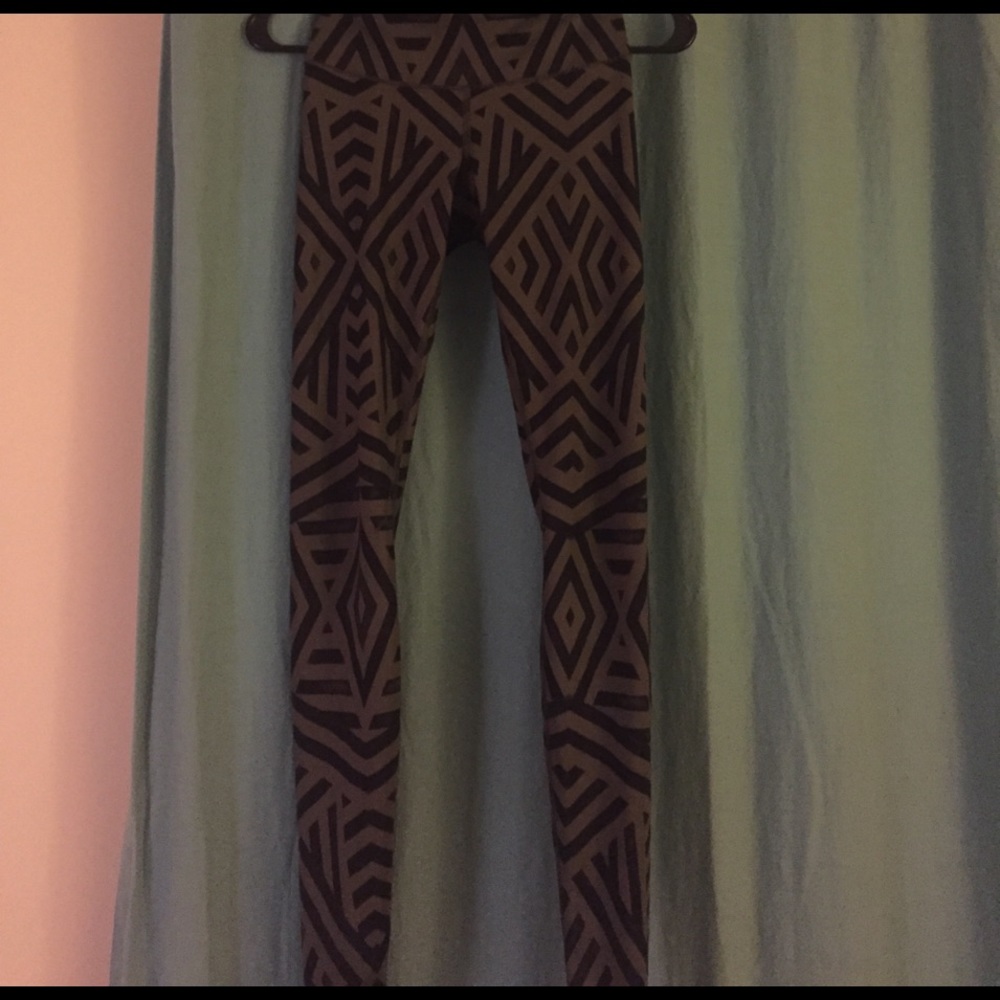 Lululemon Army Green Geometric Pant