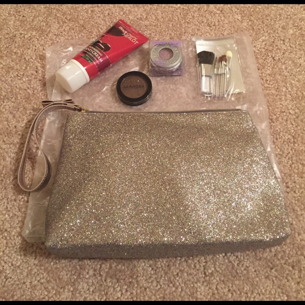 Makeup Bundle! 😍