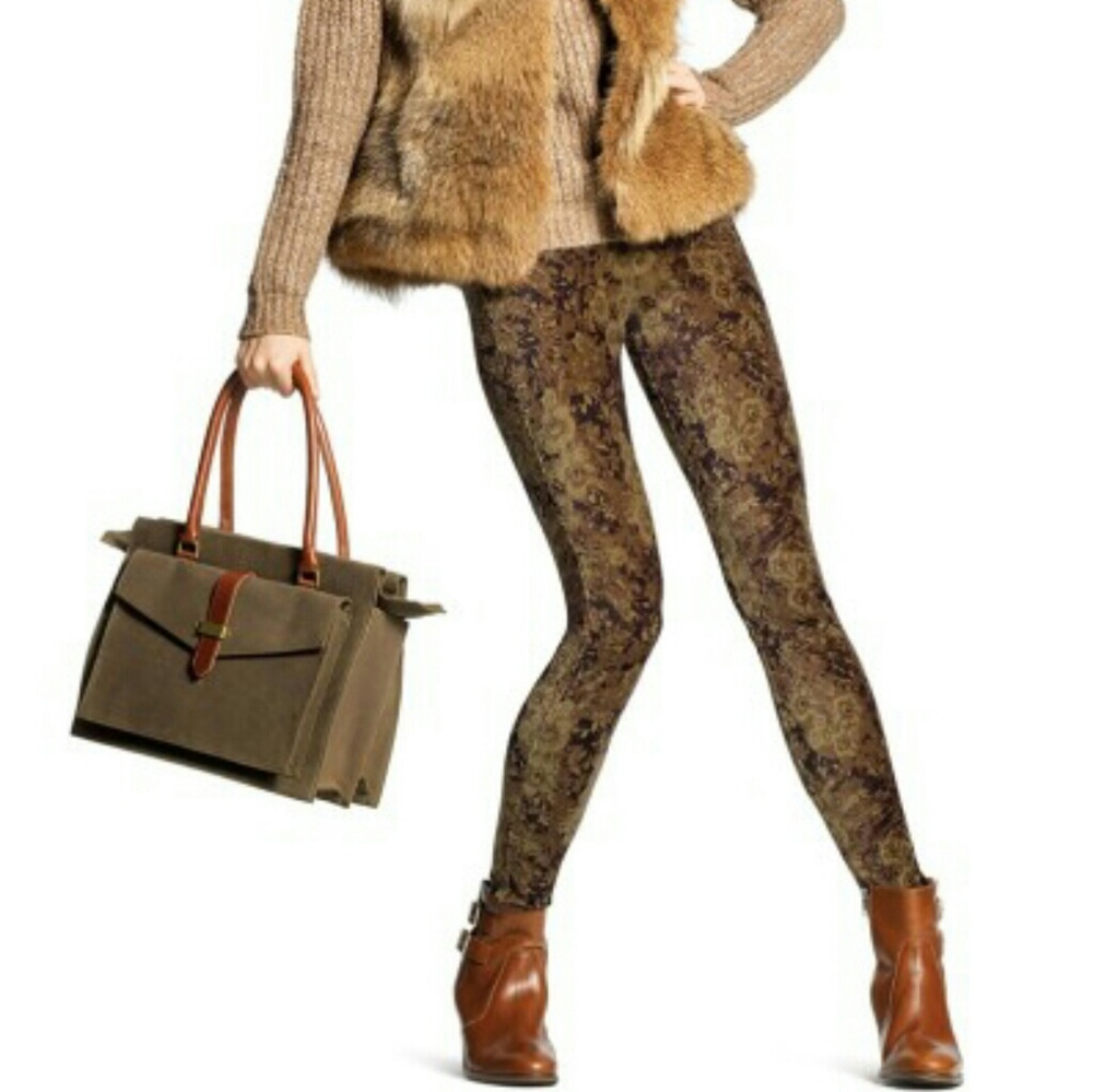 Hue Corduroy Leggings