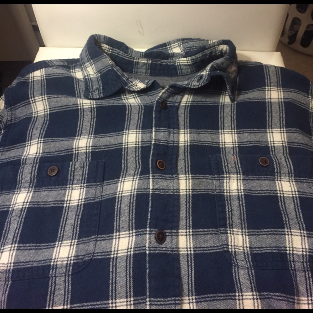 Men's blue and white flannel